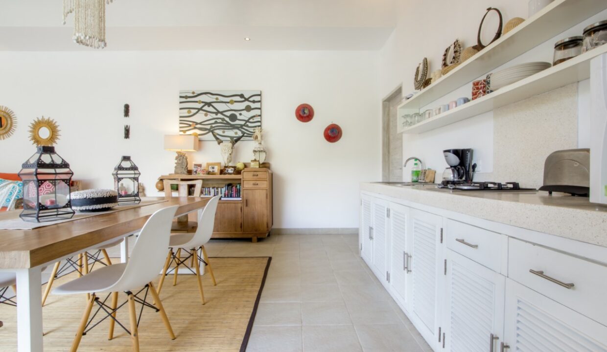 11-Villa Tara-dinning area Large