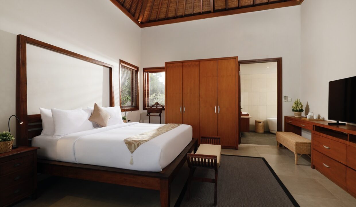 3 BED (BEDROOM 3 - IBISCUS) Large