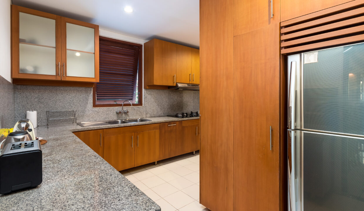 Griya Aditi - Kitchen 01