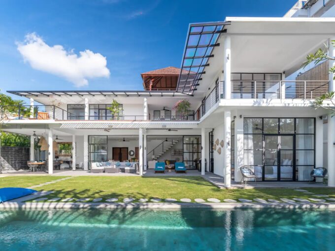 Villa Sanya - Luxury Villa in Canggu