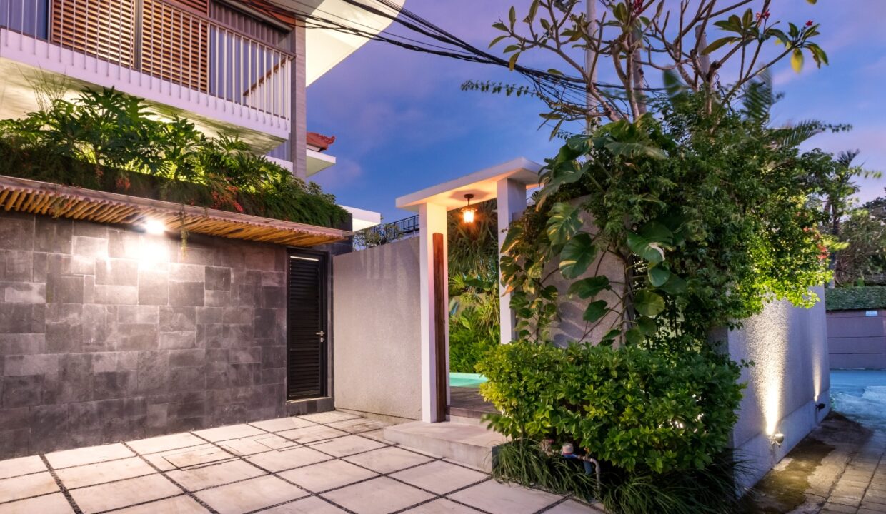 WhatsApp Image 2024-05-14 at 15.32.47 (24)