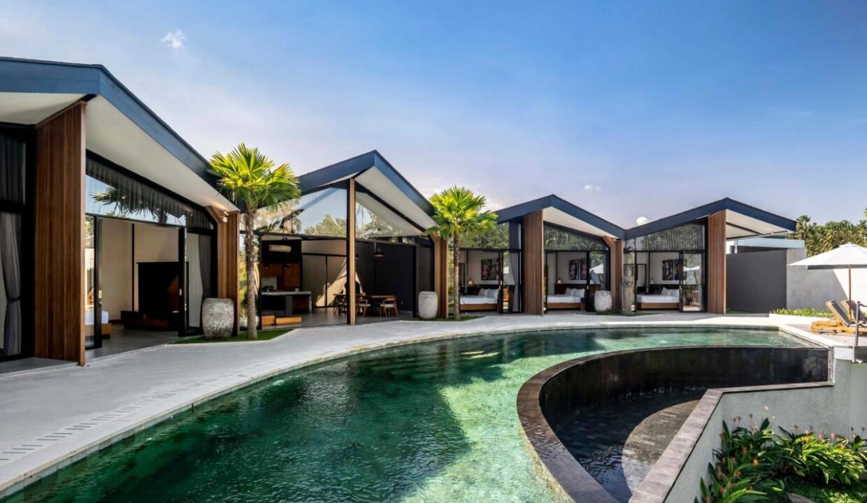 VILLA Mulia 305119700