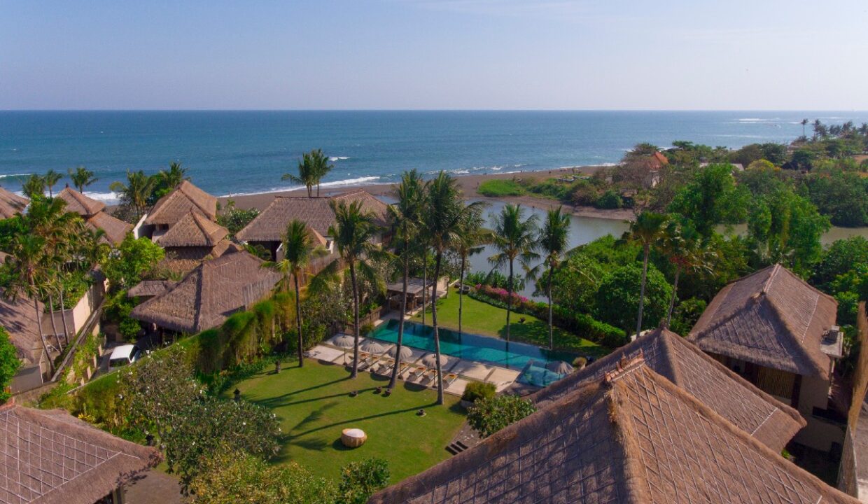 Villa Mary Canggu - Luxury Beachfront Villa (7)