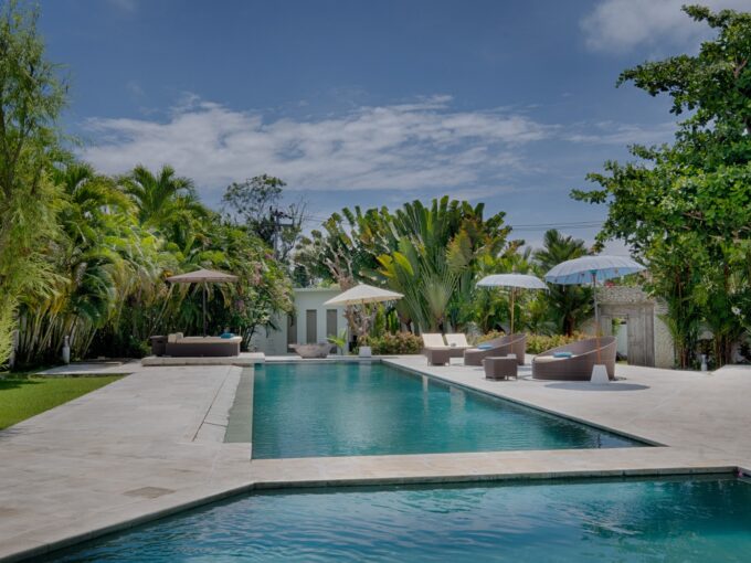 Villa Putih 1 - Spacious Villa in Canggu