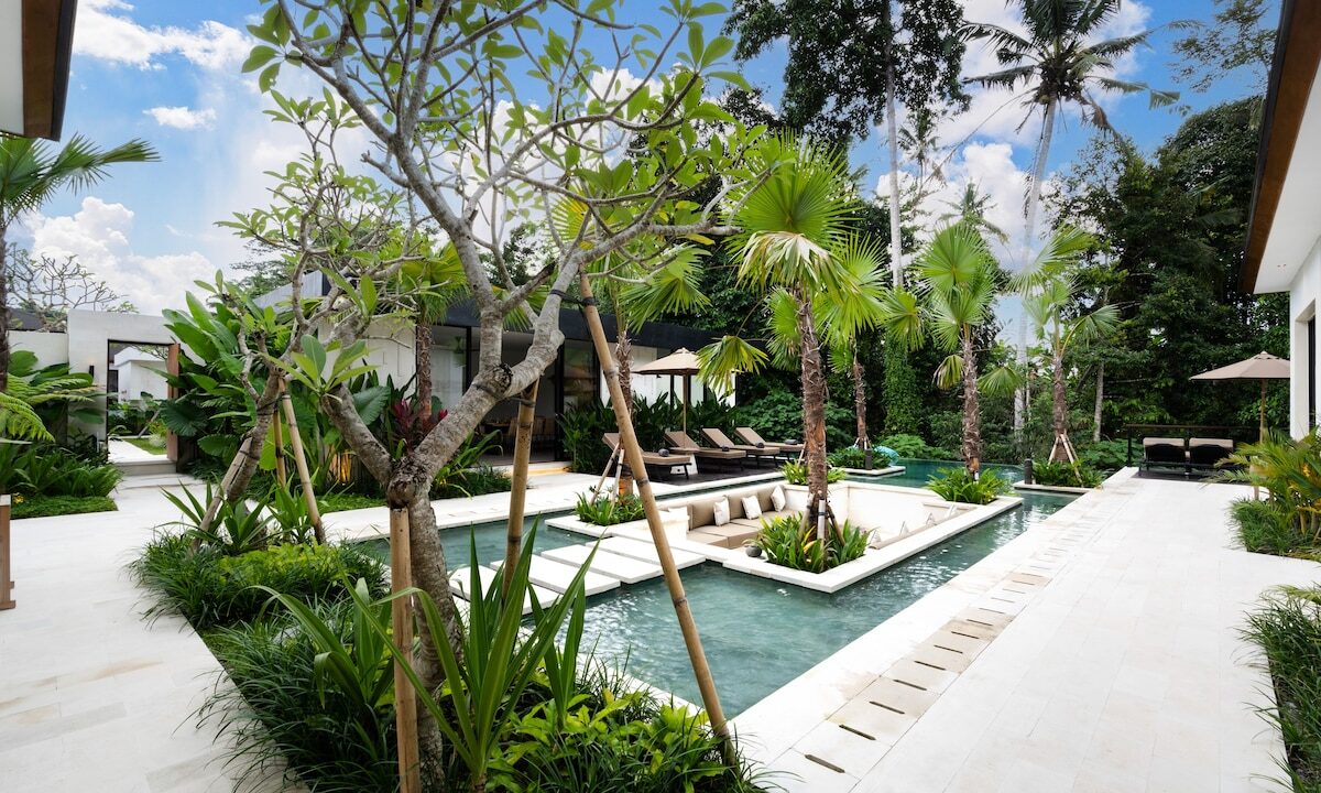 original_1180762872434700663_1931946761