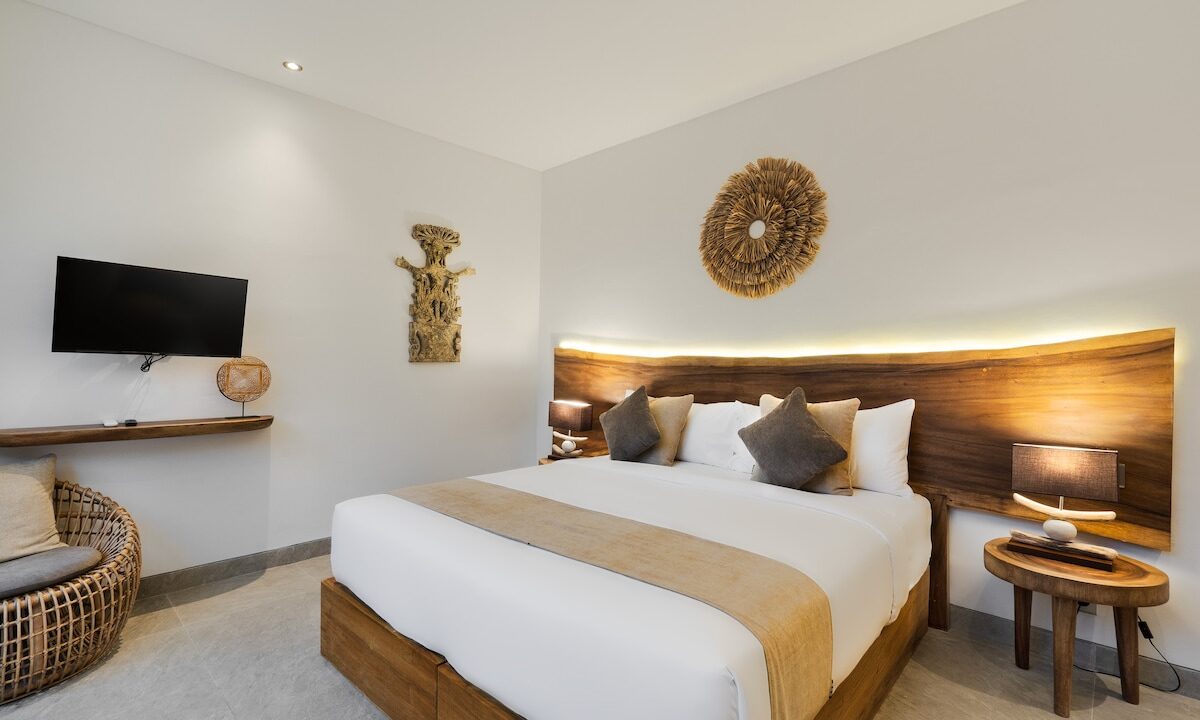 original_1180762872434700663_1931946865